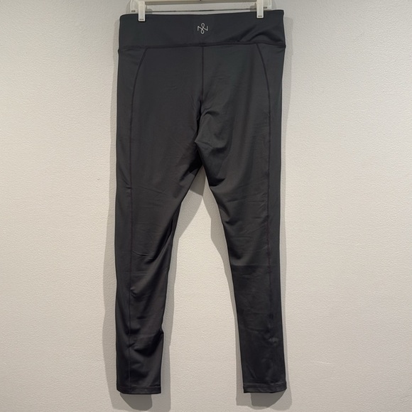 Body Gray Leggings with Pockets - Size L/XL - Picture 5 of 10